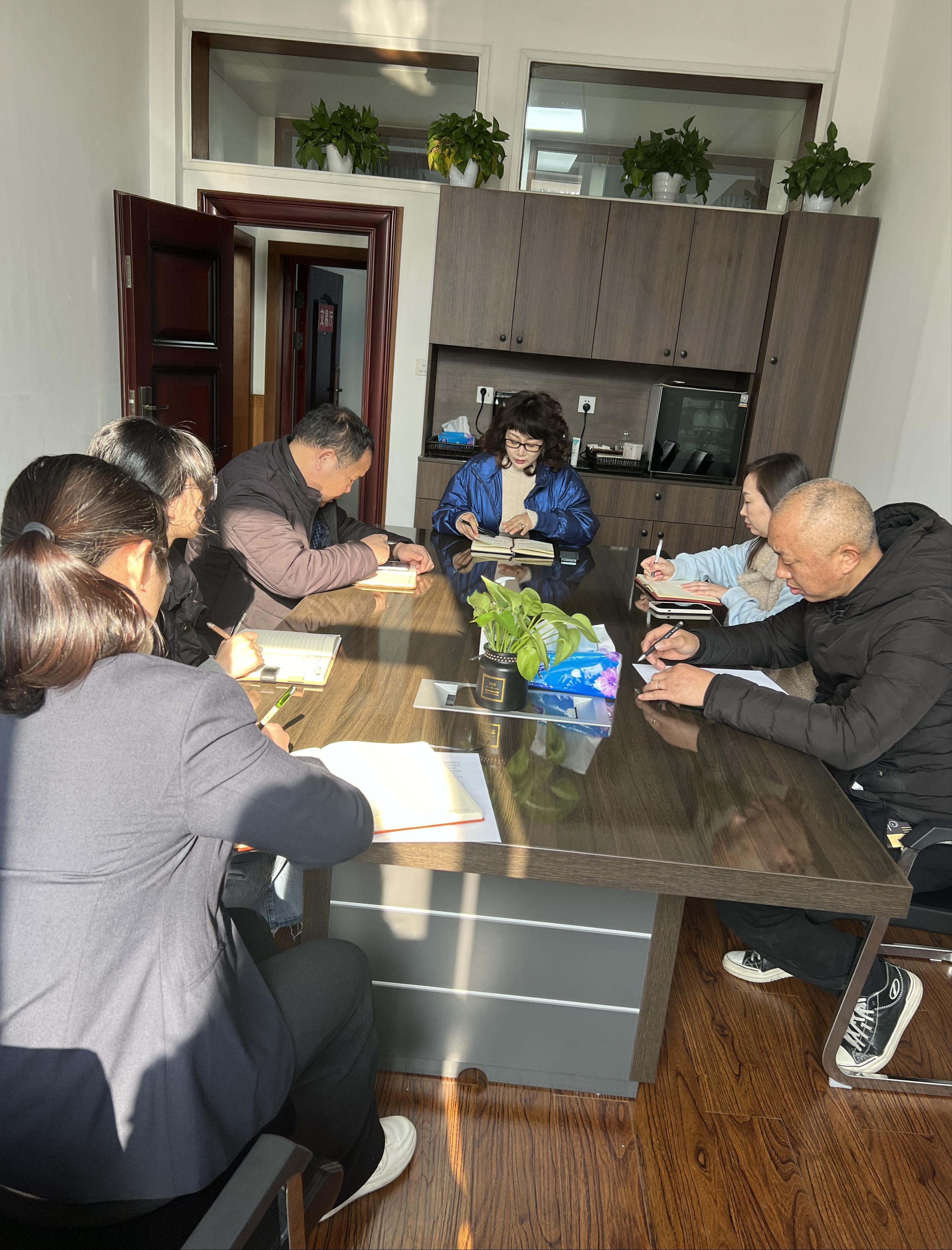 疫情防疫齊參戰，眾志成城筑防線